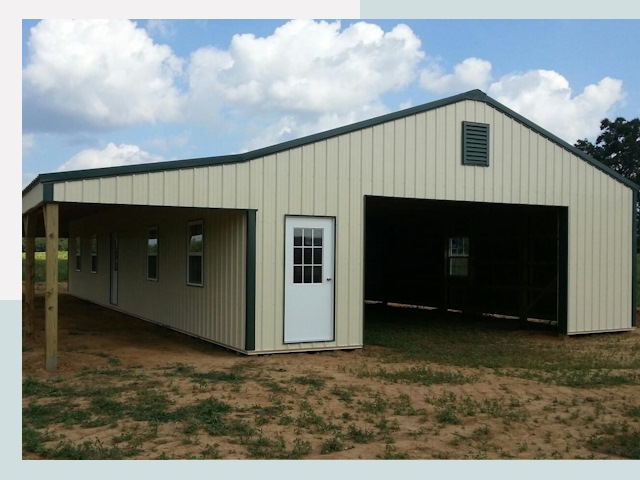 Строительство конюшен в Дивногорске