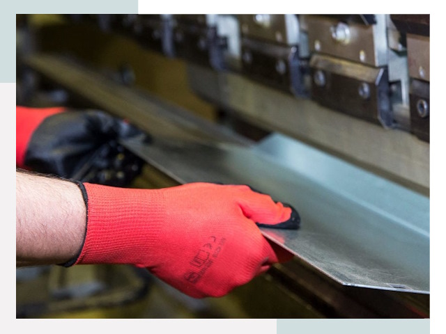 Гибка металла в Дивногорск от 607 руб. - Надёжно и быстро